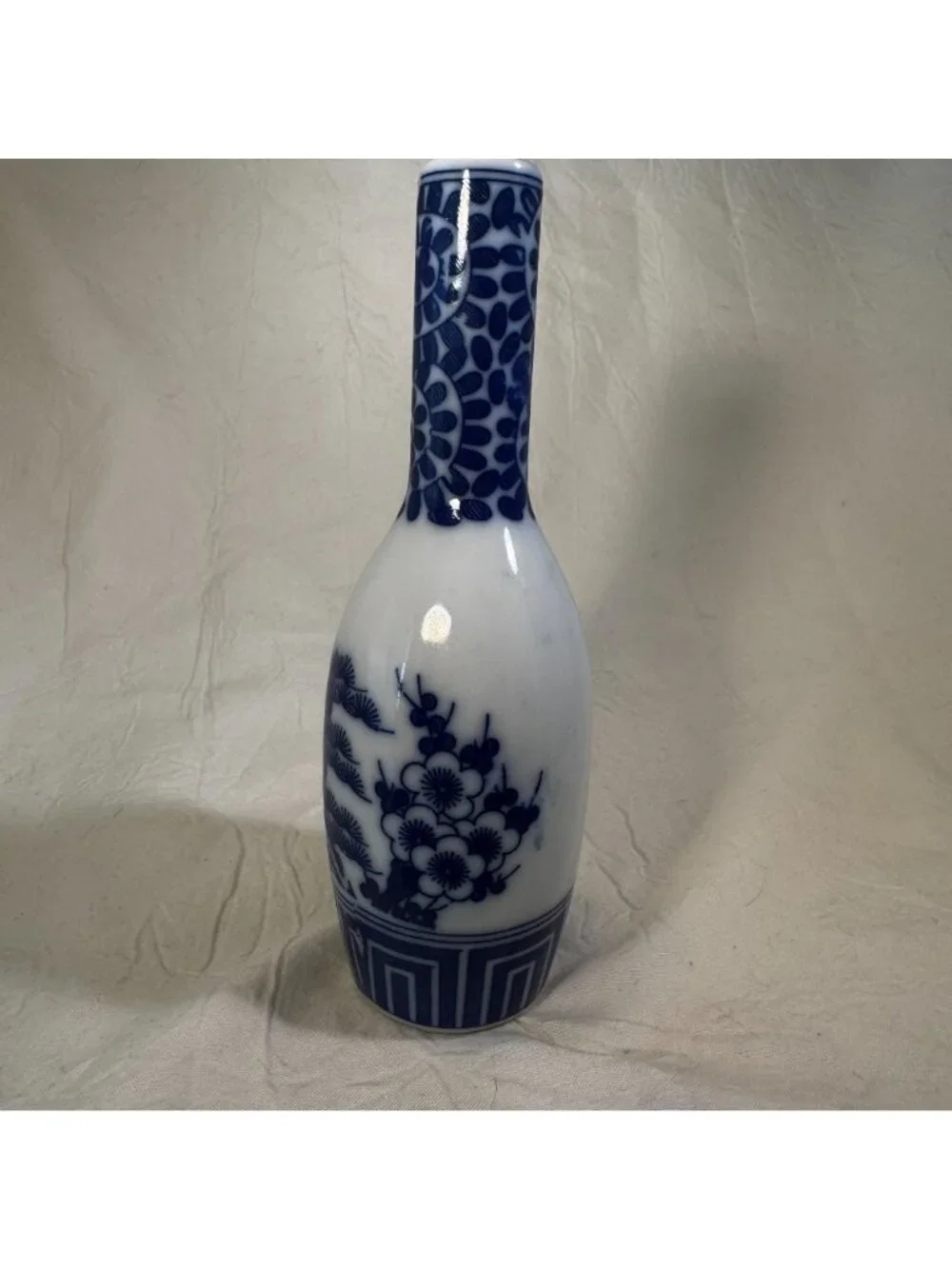 1920s Blue & White Japanese Porcelain Sake/Bud Vase Floral & Geometric Design 5